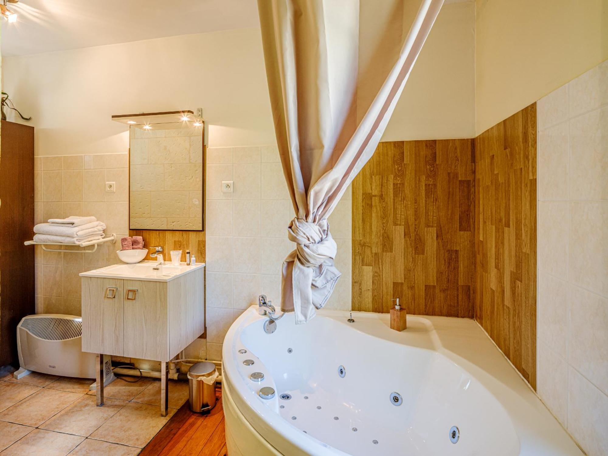 Clos Du Bois Brard B&B โซมูร์ ภายนอก รูปภาพ