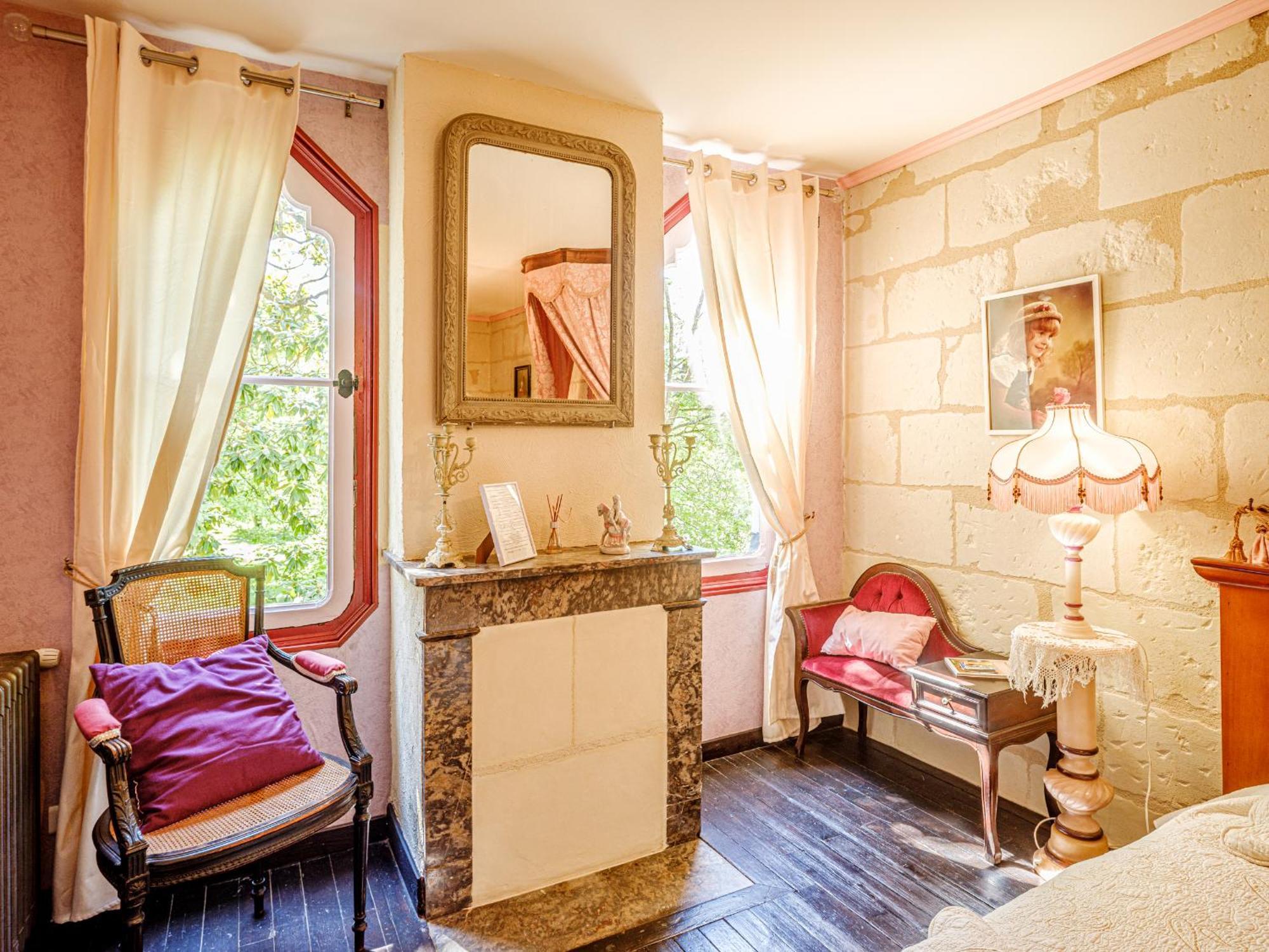 Clos Du Bois Brard B&B โซมูร์ ภายนอก รูปภาพ